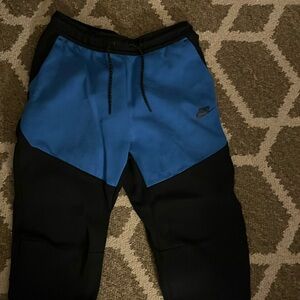 Nike Sportswear Slim Fit Tech Fleece Joggers Signal Blue